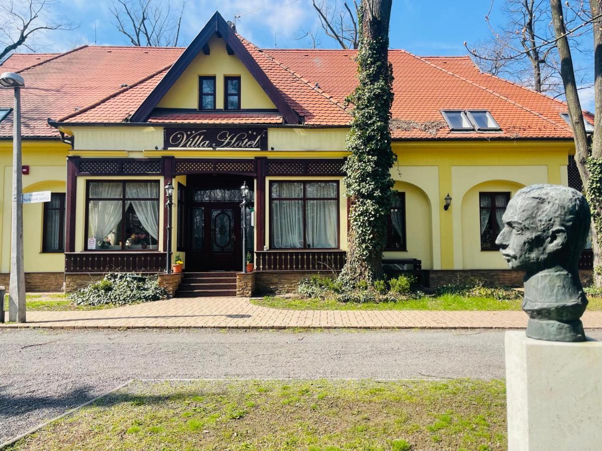 Villa Hotel Debrecen Eksteriør bilde