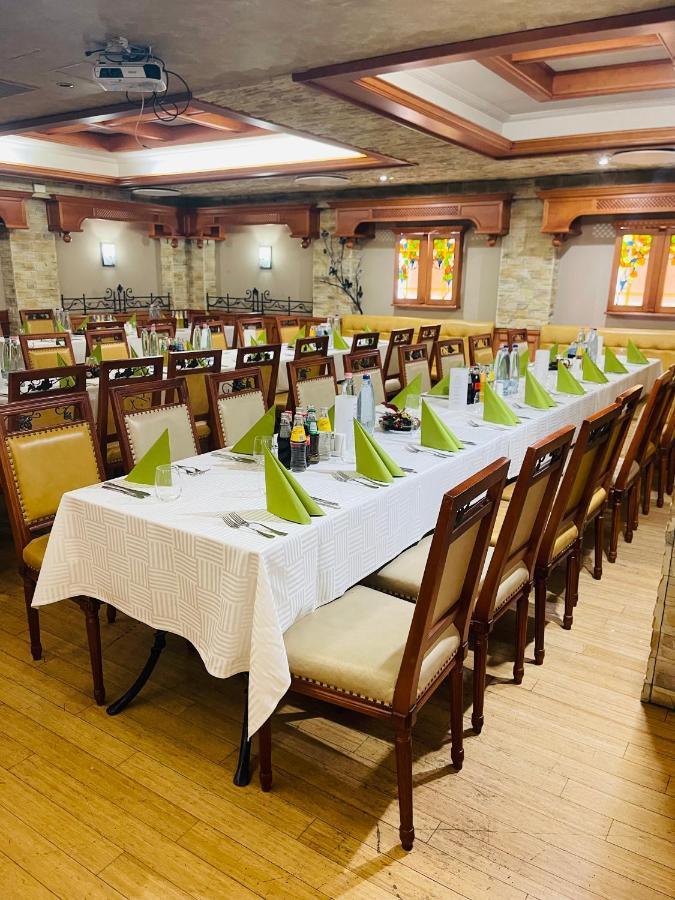 Villa Hotel Debrecen Eksteriør bilde