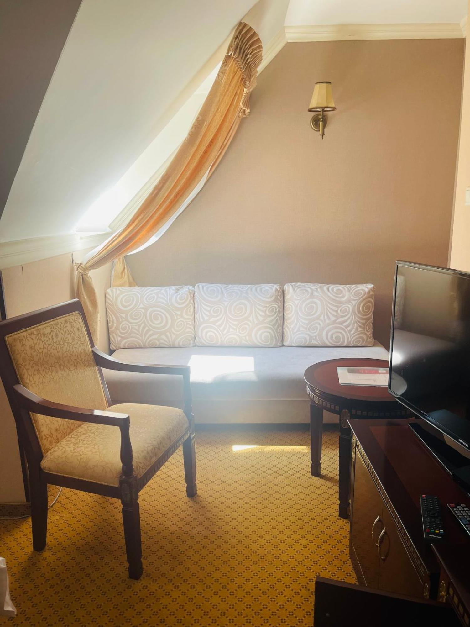 Villa Hotel Debrecen Eksteriør bilde
