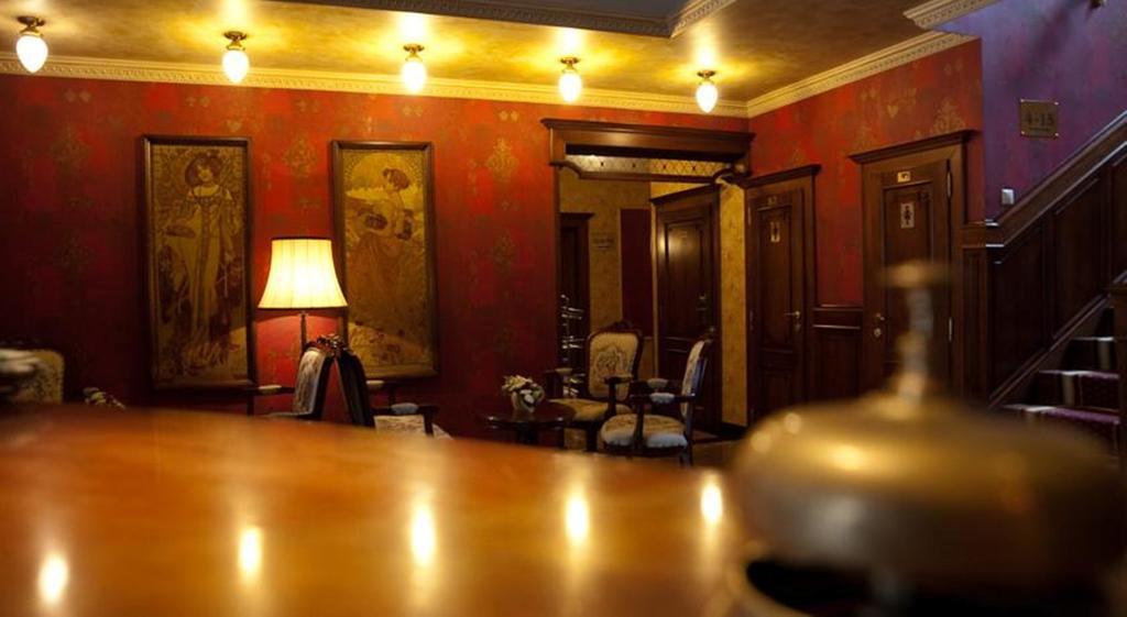 Villa Hotel Debrecen Eksteriør bilde